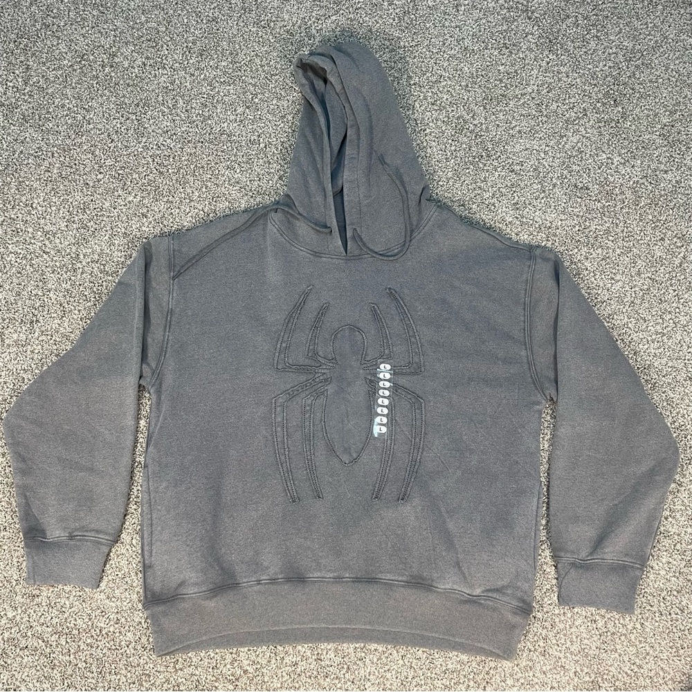 Gray Marvel Spider-Man pullover hoodie with an embroidered logo size L